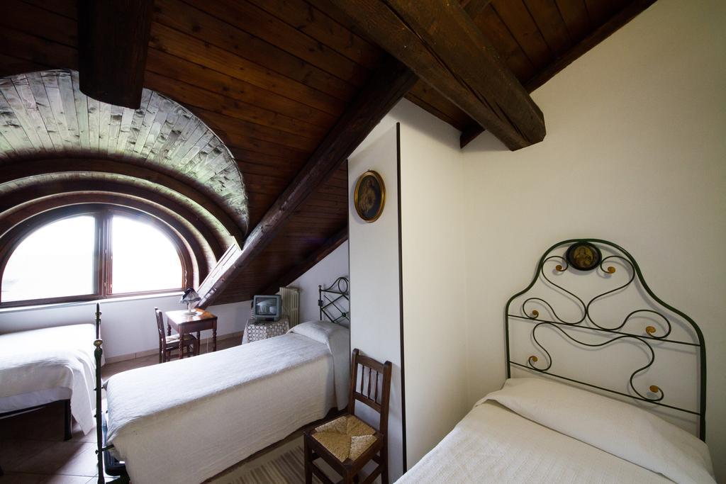 Agriturismo La Ca 'D Majin Poirino Zewnętrze zdjęcie