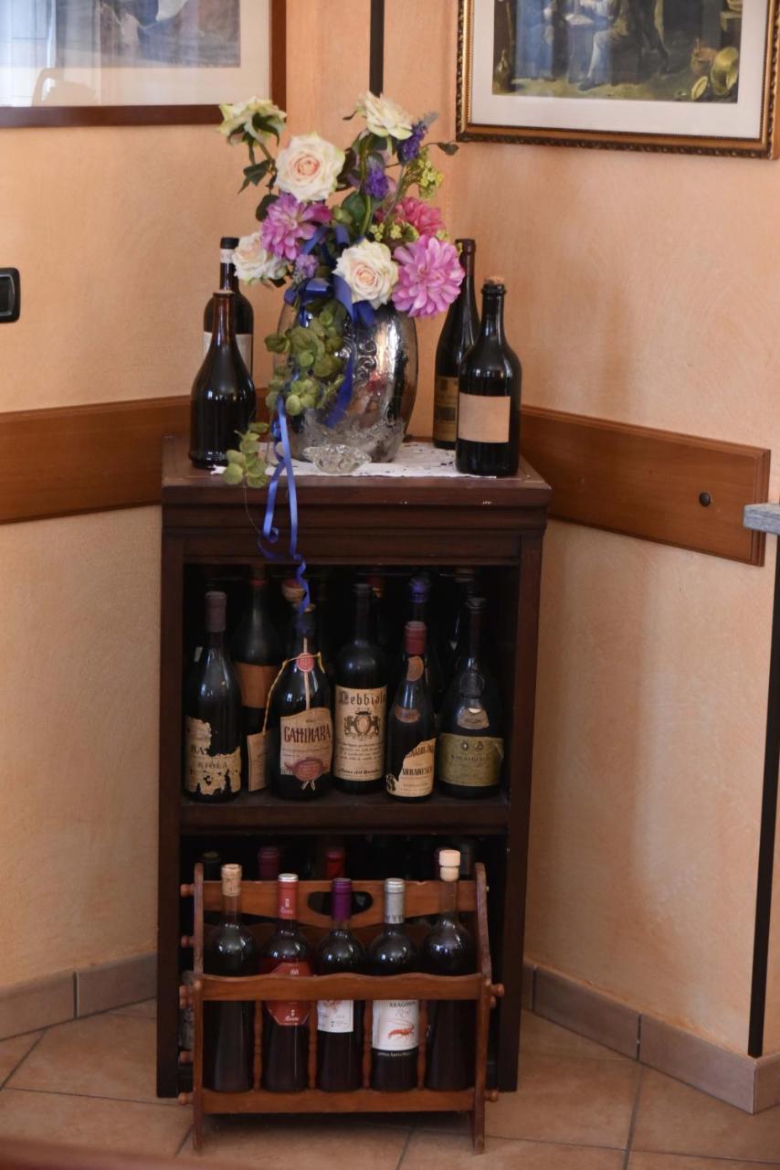 Agriturismo La Ca 'D Majin Poirino Zewnętrze zdjęcie