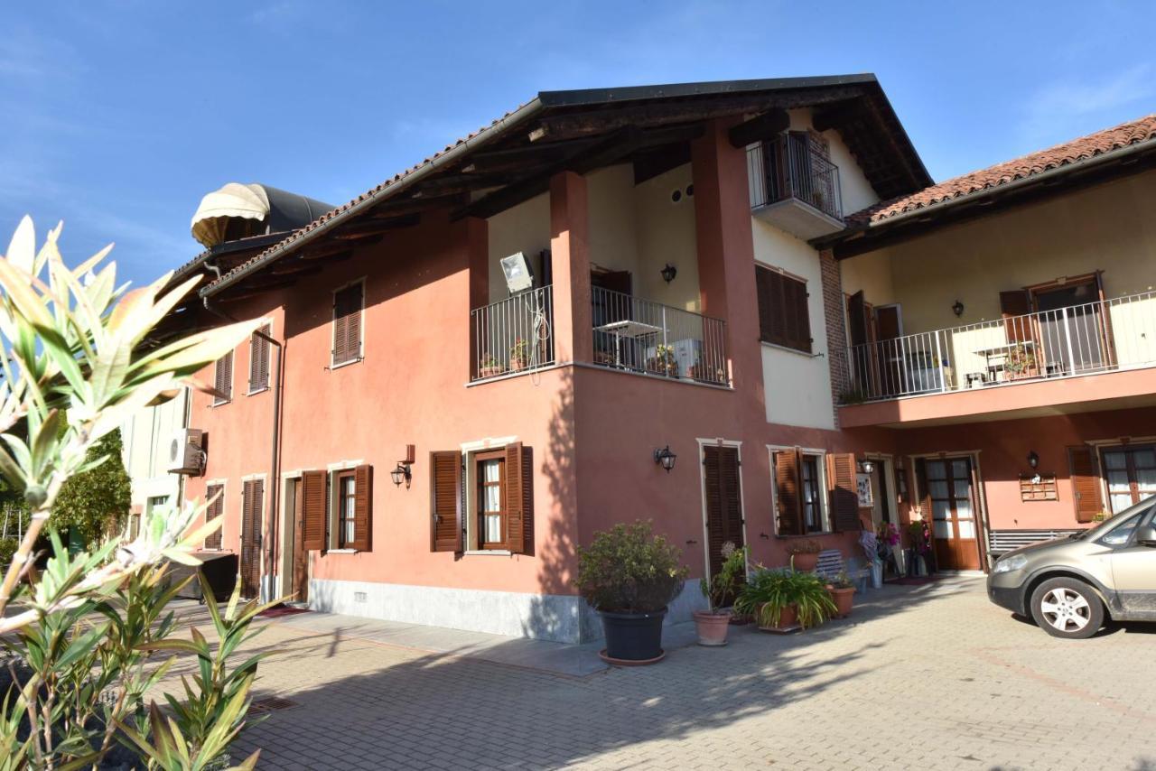 Agriturismo La Ca 'D Majin Poirino Zewnętrze zdjęcie